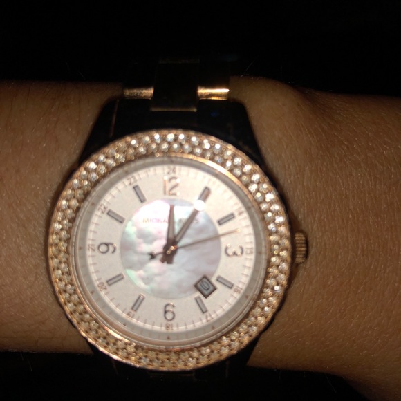 Michael Kors watch - Picture 4 of 6
